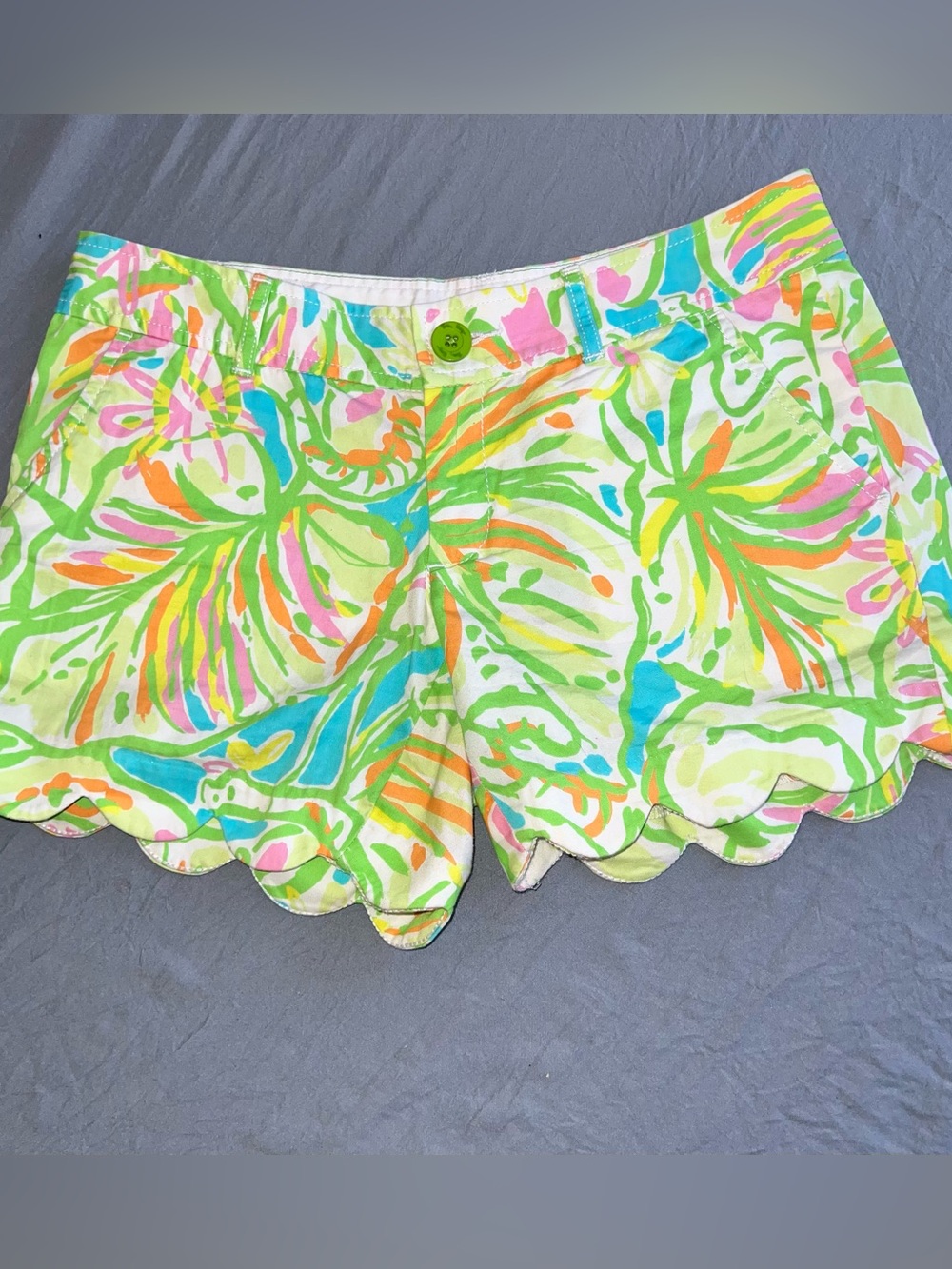 Lilly Pulitzer shorts buttercup size 0